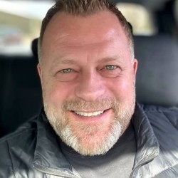 AntonioStral8010, 19650614, Albany, California, United States AntonioStral8010, 19650614, Albany, California, United States