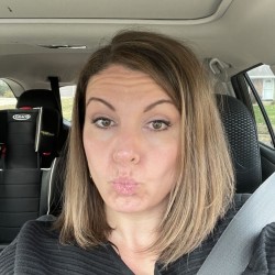 Bea4u, 19790528, Dover, Massachusetts, United States