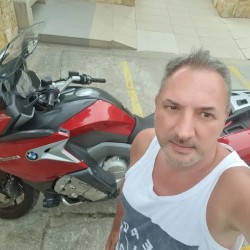 Leonandrea21, 19800605, Toronto, Ontario, Canada